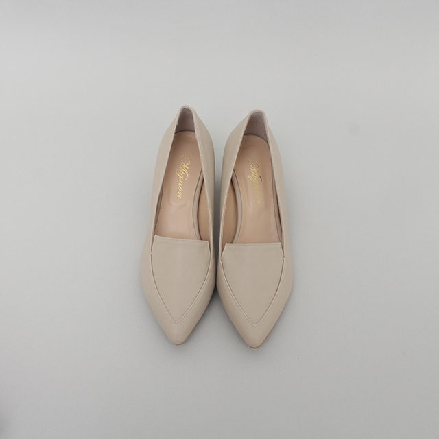 <b><p>2018 comfy cushion Tgue looper 5cm Korean</p></b><b><p>2018年 心地よい クッション 厚底ローファー 5cm Koreanスジェ エナメル</p></b><br /><br /><p align='center'>