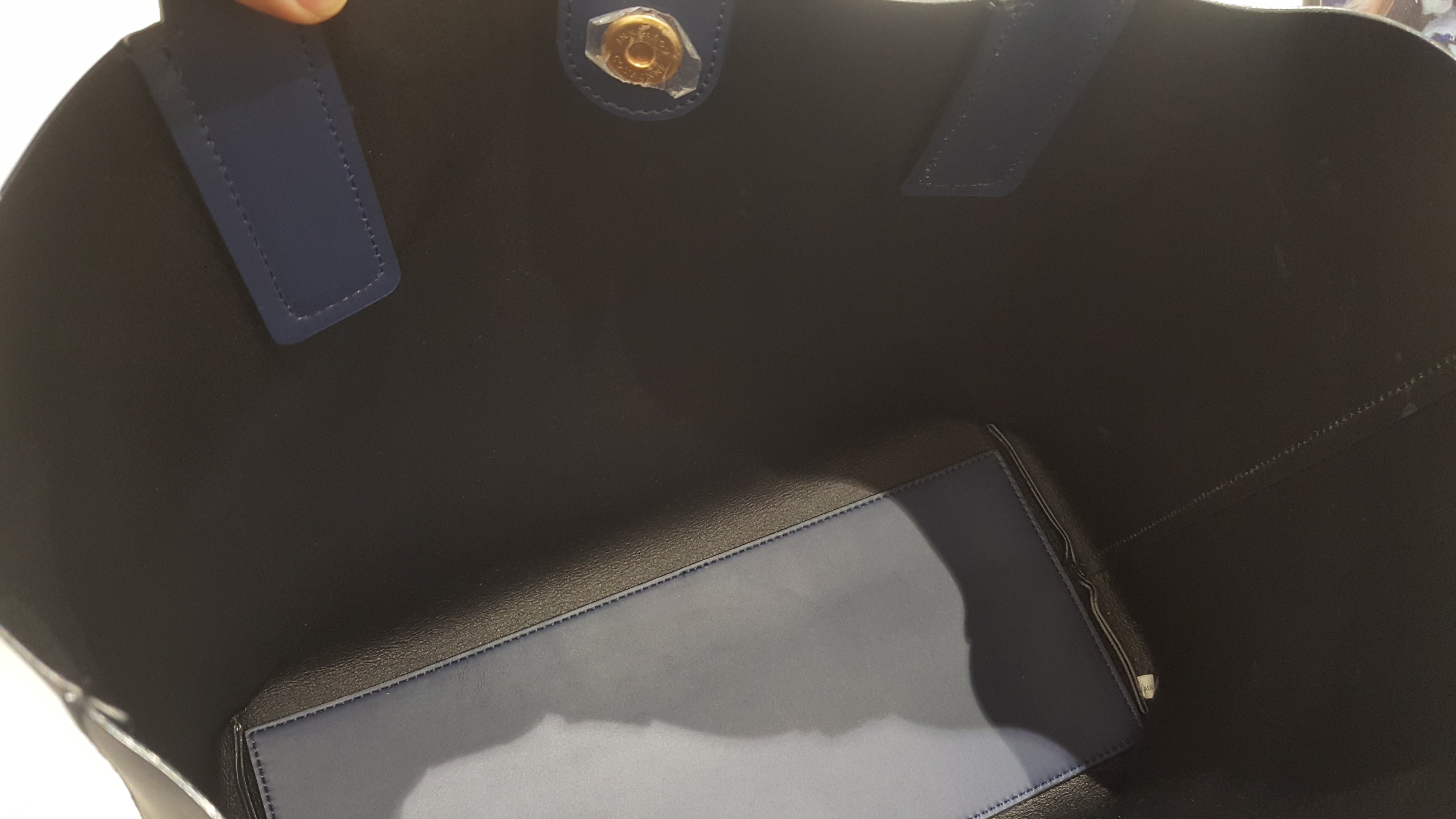 <b><p>Kuron Halley Shoulder RCBSX16621WIX pp New</p></b><b><p>ロンハリショルダーL RCBSX16621WIXッパー新学期ルック皮革ヘリ大学生ルックファッン</p></b><br /><br /><p align='center'>