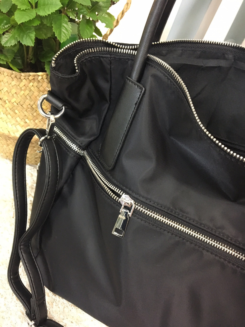 <b><p>SO MARCH BIG PRIUR PERBA Big Bag Tote Shoulder</p></b><b><p>SO MARCH BIGフリーショーポベクビッグバッグビッグトートバッグビッグバッグプラダ生地軽量バ</p></b><br /><br /><p align='center'>