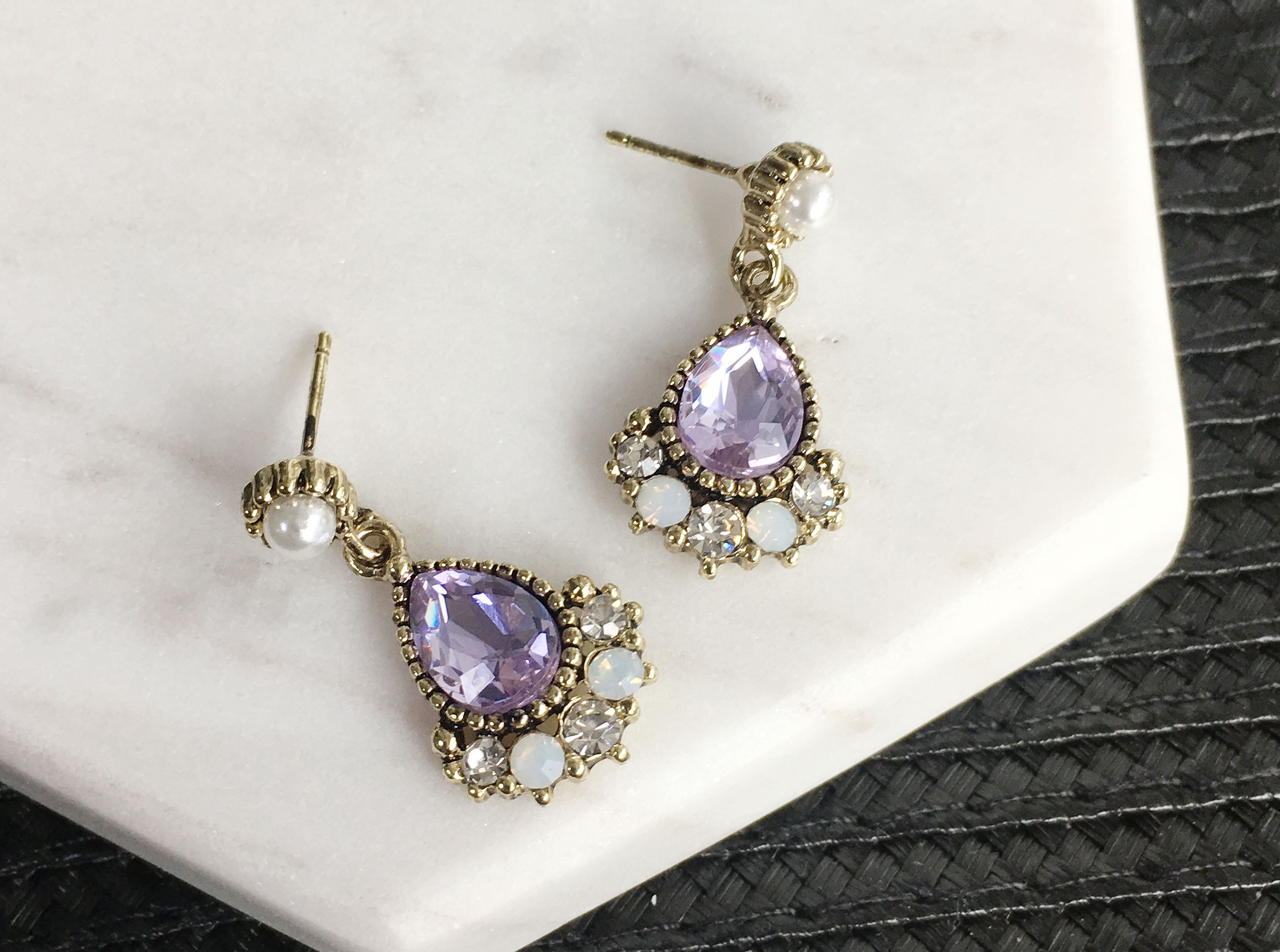 <b><p>Specl Offers Antique Bold jewelry earing</p></b><b><p>特価 アンティーク ボールド 宝石 イヤリング 春 個人 12種 ドロップグ エスニック</p></b><br /><br /><p align='center'>