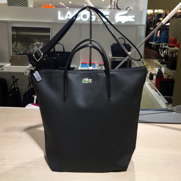 <b><p>Laste Crs Vertical ShoPurBk NF1891P17C Easy</p></b><b><p>ラコステクロス縦型ショーポベクNF1891P17C簡単コーディネート実用満点すっきりとしたショルダー</p></b><br /><br /><p align='center'>