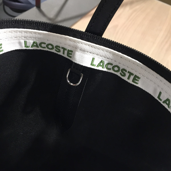 <b><p>Laste Crs Vertical ShoPurBk NF1891P17C Easy</p></b><b><p>ラコステクロス縦型ショーポベクNF1891P17C簡単コーディネート実用満点すっきりとしたショルダー</p></b><br /><br /><p align='center'>