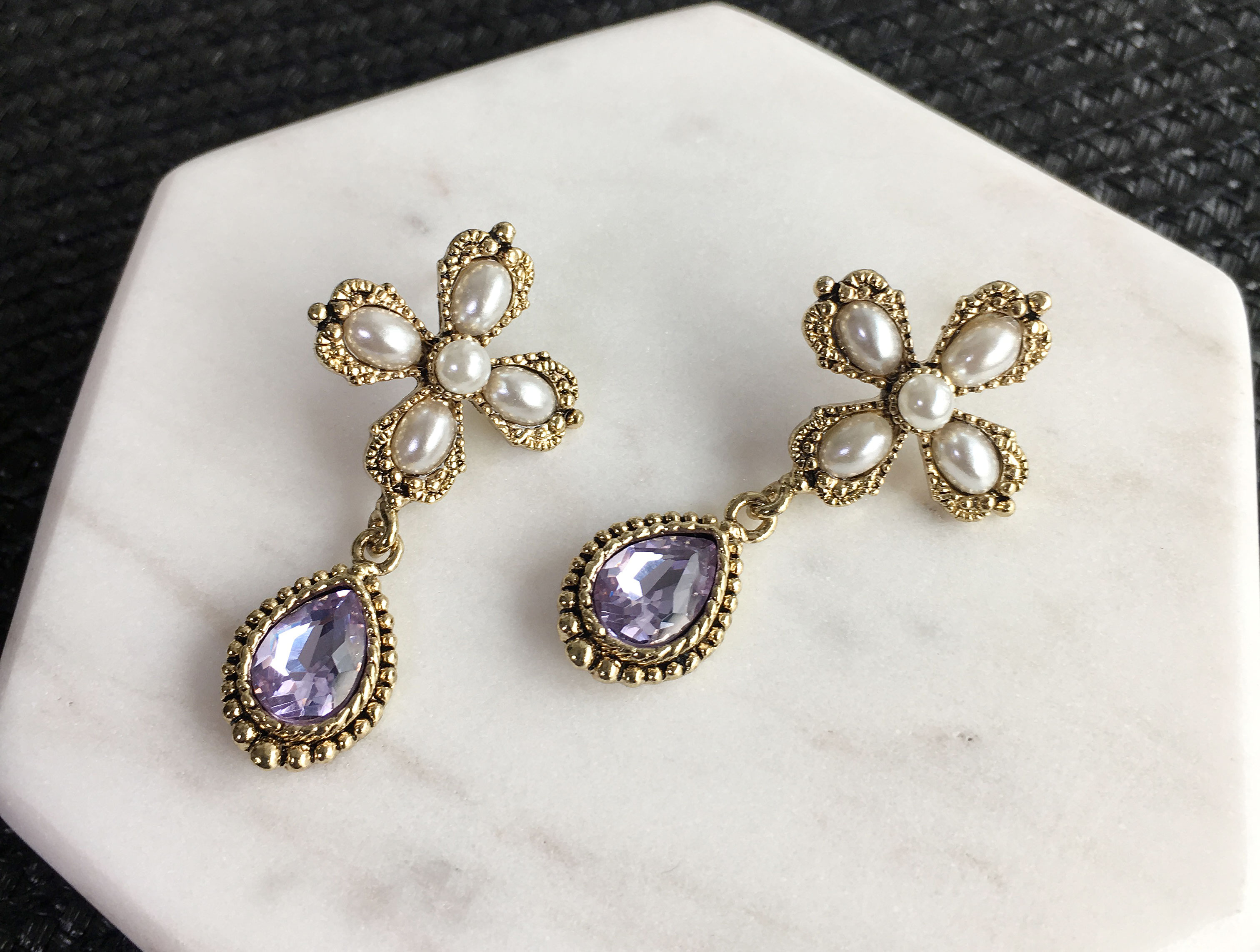 <b><p>Specl Offers Antique Bold jewelry earing</p></b><b><p>特価 アンティーク ボールド 宝石 イヤリング 春 個人 12種 ドロップグ エスニック</p></b><br /><br /><p align='center'>