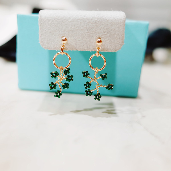 <b><p>Sore Girl Cherry Blossom eaing</p></b><b><p>ときめく 少女の 桜 イヤリング</p></b><br /><br /><p align='center'>