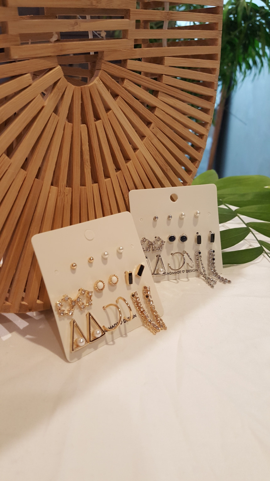 <b><p>Mono daily dern 16 pieces earring set 03</p></b><b><p>モノ デイリー モダン 16ピース イヤリング セット 03</p></b><br /><br /><p align='center'>