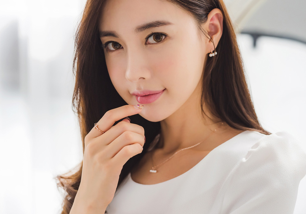 <b><p>Rubbing Pure one cross ary 14k gold Woman</p></b><b><p>ブルリング ピュアな クロス ロザリオ 14k金 女性 カトリック キュービ ギフト</p></b><br /><br /><p align='center'>