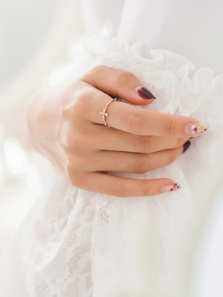 <b><p>Rubbing Pure one cross ary 14k gold Woman</p></b><b><p>ブルリング ピュアな クロス ロザリオ 14k金 女性 カトリック キュービ ギフト</p></b><br /><br /><p align='center'>