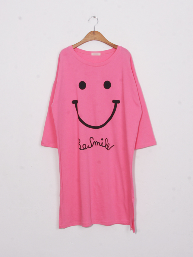 <b><p>pajamas one piece Homeware smile Fa</p></b><b><p>パジャマ ワンピース ホームウェア スマイル 純綿</p></b><br /><br /><p align='center'>