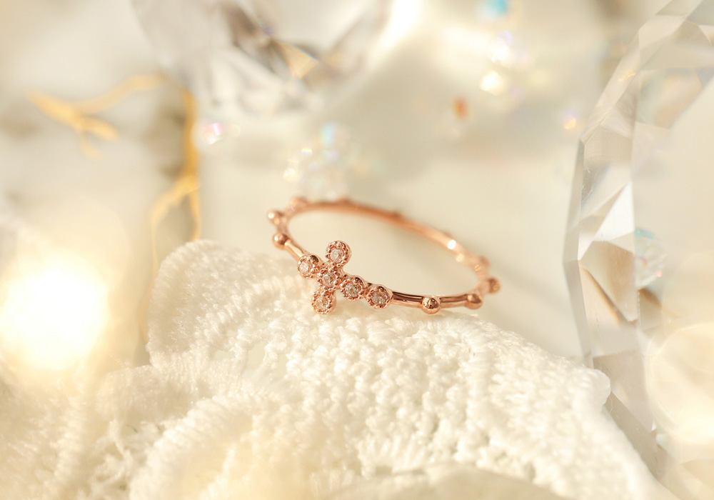 <b><p>Rubbing Pure one cross ary 14k gold Woman</p></b><b><p>ブルリング ピュアな クロス ロザリオ 14k金 女性 カトリック キュービ ギフト</p></b><br /><br /><p align='center'>