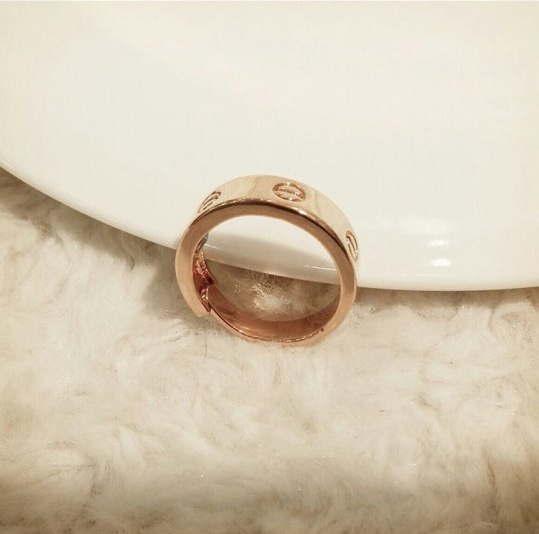 <b><p>Roséen germanium ring Fdship System Couple</p></b><b><p>ロゼの ゲルマニウム リング 友情システム カップルのギフト 健康 ガールフレンド</p></b><br /><br /><p align='center'>