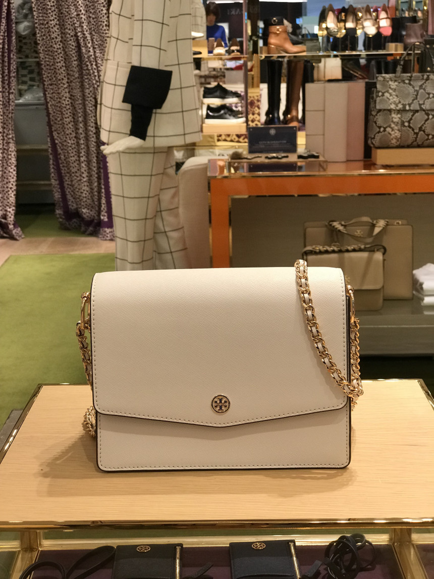 <b><p>Torii Birch Ronson Cvertible Should Bag TB83D3LR21</p></b><b><p>トリーバーチロビンソンコンバーチブルショルダーバッグTB83D3LR21ベーシックスタイルの魅力があ</p></b><br /><br /><p align='center'>