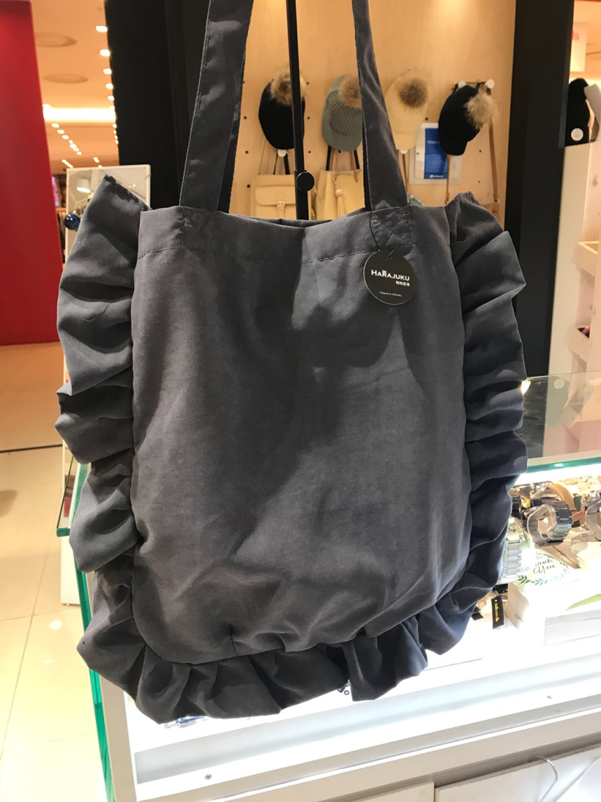 <b><p>Harajuku ruffle eco bag HJ18HB0131 Daily</p></b><b><p>原宿フリルエコバッグHJ18HB0131デイリー愛らしい女性可愛らしい 데일리에코백</p></b><br /><br /><p align='center'>