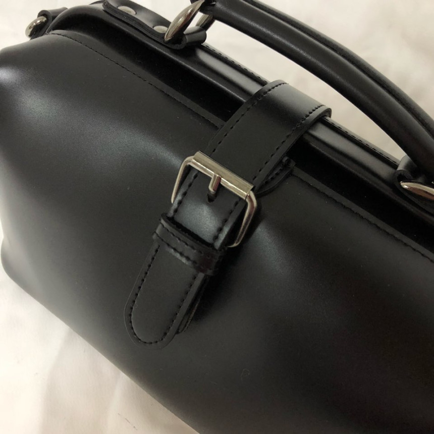 <b><p>Daily buckle ba Women's coordination 20</p></b><b><p>デイリーバックルバック女性コーディネート20代の春やすい洗練されたモダンなファッション整頓されたルッ</p></b><br /><br /><p align='center'>