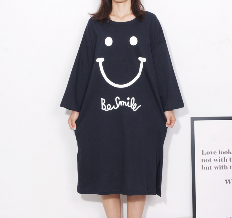 <b><p>pajamas one piece Homeware smile Fa</p></b><b><p>パジャマ ワンピース ホームウェア スマイル 純綿</p></b><br /><br /><p align='center'>