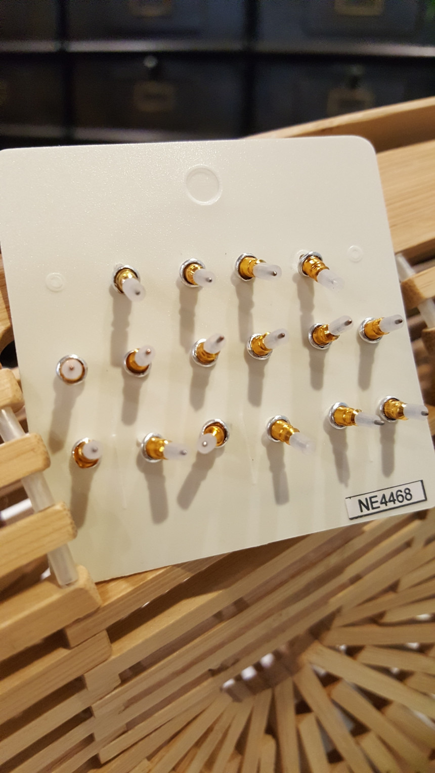 <b><p>Mono daily dern 16 pieces earring set 03</p></b><b><p>モノ デイリー モダン 16ピース イヤリング セット 03</p></b><br /><br /><p align='center'>