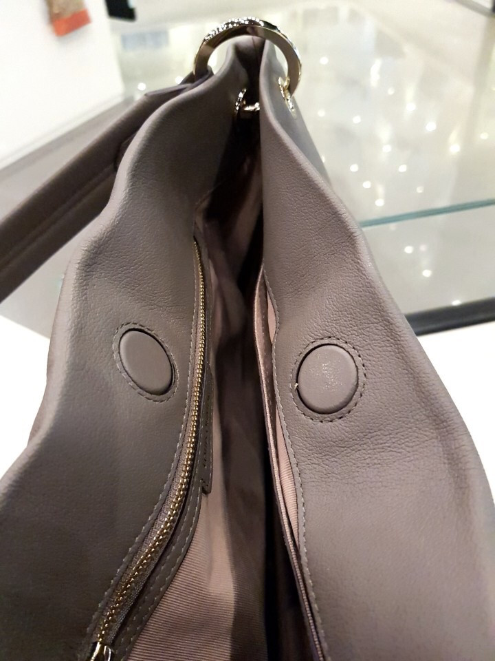 <b><p>Louis Quatorze Feminine and stylh shlder</p></b><b><p>ルイカトジュ女性らしく洗練されたショルダーバッグHL3 LO21 TP高慢コーディネート魅力のあるス</p></b><br /><br /><p align='center'>