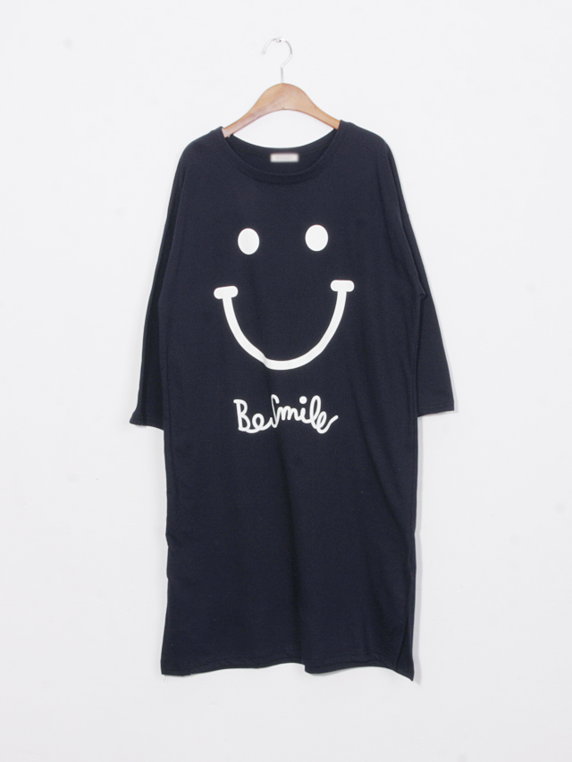 <b><p>pajamas one piece Homeware smile Fa</p></b><b><p>パジャマ ワンピース ホームウェア スマイル 純綿</p></b><br /><br /><p align='center'>