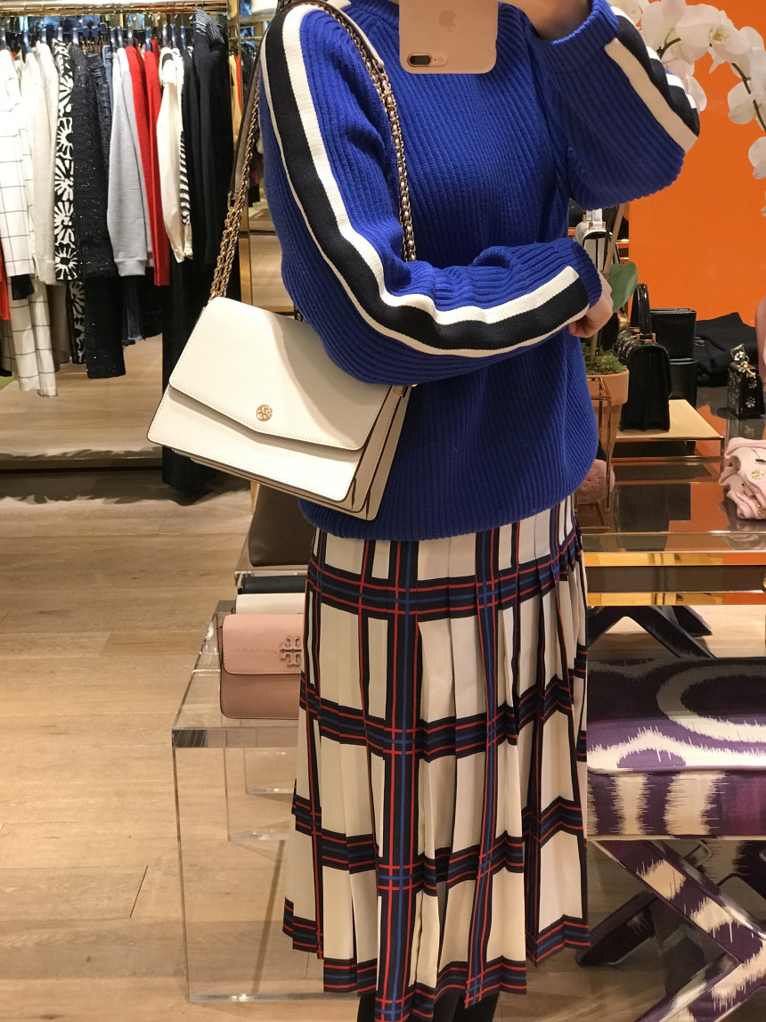 <b><p>Torii Birch Ronson Cvertible Should Bag TB83D3LR21</p></b><b><p>トリーバーチロビンソンコンバーチブルショルダーバッグTB83D3LR21ベーシックスタイルの魅力があ</p></b><br /><br /><p align='center'>