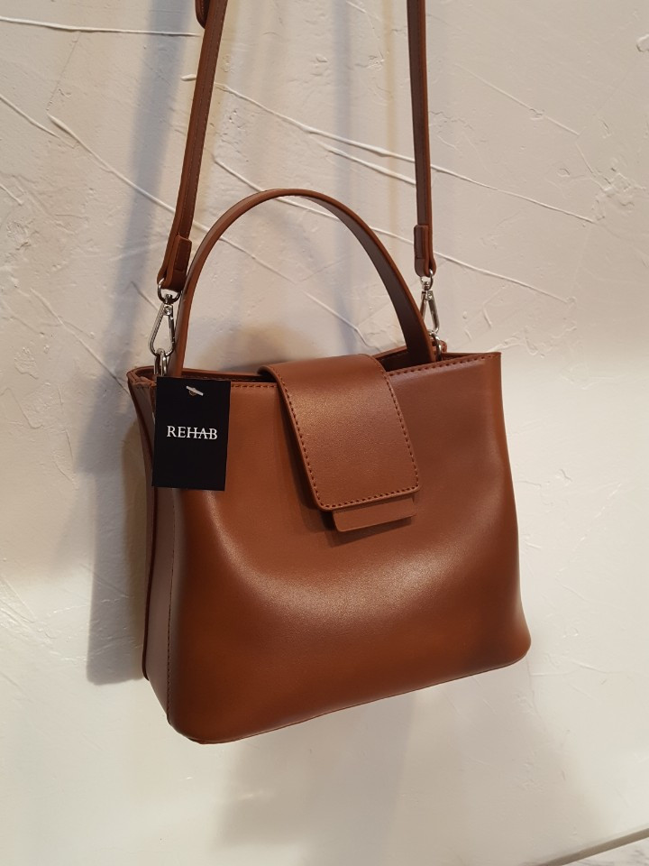 <b><p>Lois back</p></b><b><p>ロイスバック</p></b><br /><br /><p align='center'>