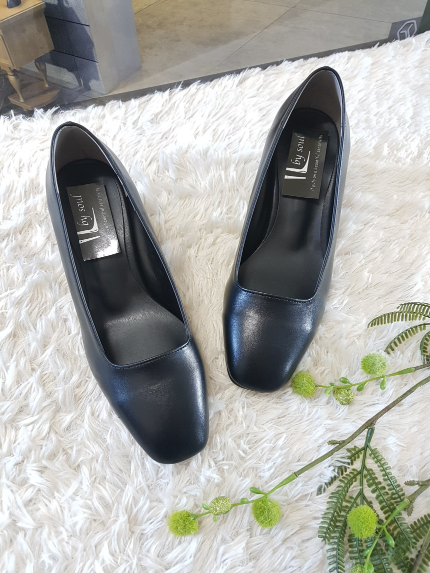 <b><p>Korean Squa nose Middle Hill pump 3col Beige</p></b><b><p>韓国語 正方形の鼻 ミドルヒール パンプス 3col ベージュ靴 女性 厚底 青キグプ</p></b><br /><br /><p align='center'>