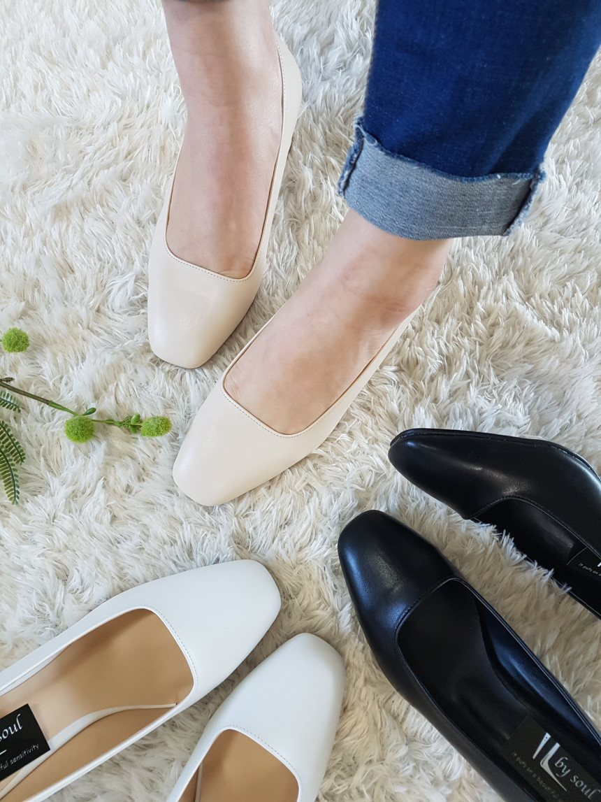 <b><p>Korean Squa nose Middle Hill pump 3col Beige</p></b><b><p>韓国語 正方形の鼻 ミドルヒール パンプス 3col ベージュ靴 女性 厚底 青キグプ</p></b><br /><br /><p align='center'>