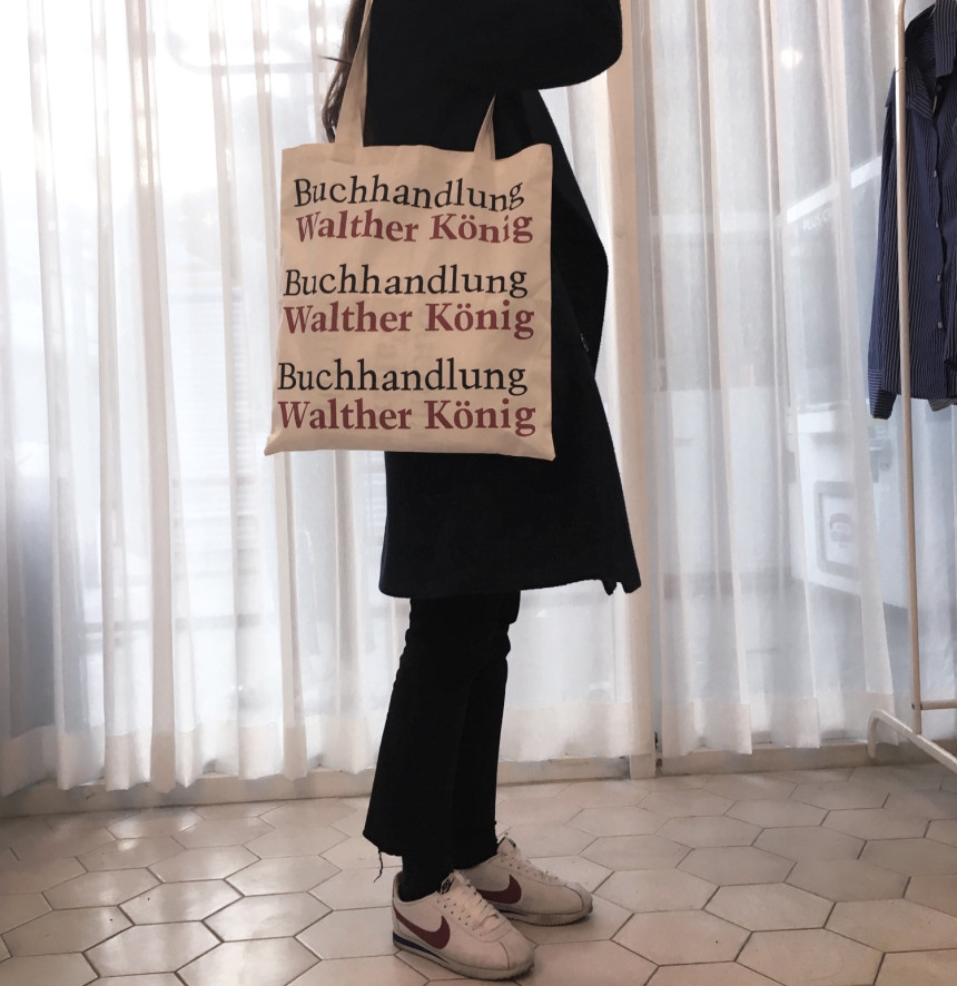 <b><p>Double-sided ttering Eco-bag Casual Ey sty</p></b><b><p>両面レタリングエコバックカジュアルな簡単なスタイル四季女性女性ホワイトアイボリーキャンバスデイリー</p></b><br /><br /><p align='center'>