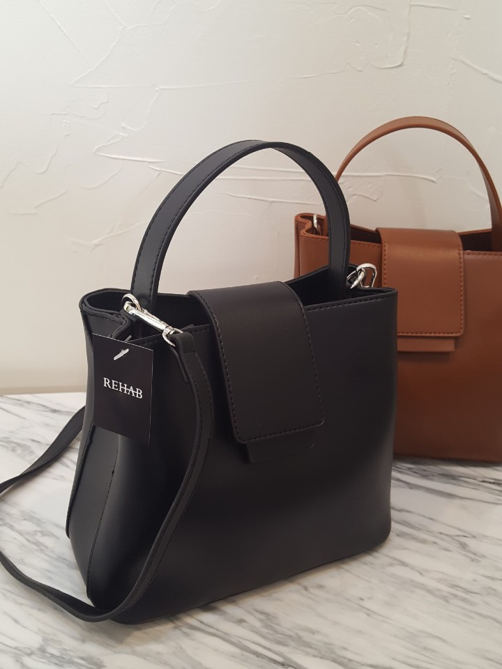 <b><p>Lois back</p></b><b><p>ロイスバック</p></b><br /><br /><p align='center'>