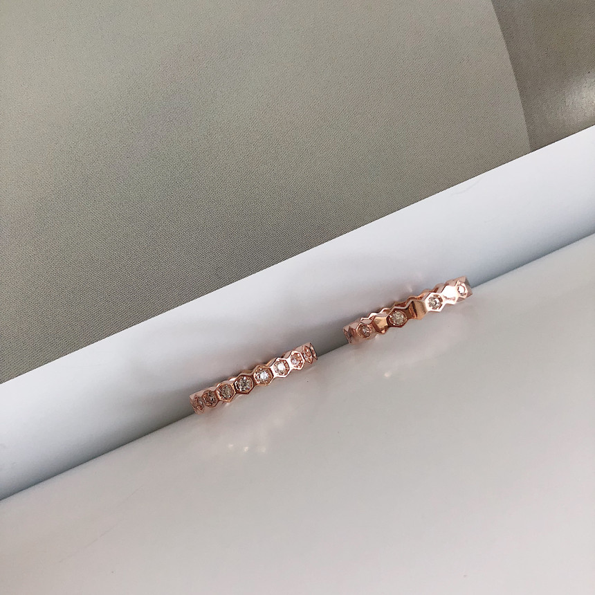 <b><p>2set Hexagon ring oil pat kk Antique Sver</p></b><b><p>2セット 六角 リング 油絵 ねじれ アンティーク 隠線水 ガールフレンド ゴド</p></b><br /><br /><p align='center'>