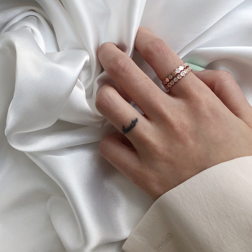 <b><p>2set Hexagon ring oil pat kk Antique Sver</p></b><b><p>2セット 六角 リング 油絵 ねじれ アンティーク 隠線水 ガールフレンド ゴド</p></b><br /><br /><p align='center'>