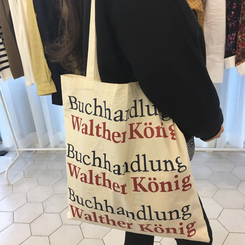 <b><p>Double-sided ttering Eco-bag Casual Ey sty</p></b><b><p>両面レタリングエコバックカジュアルな簡単なスタイル四季女性女性ホワイトアイボリーキャンバスデイリー</p></b><br /><br /><p align='center'>