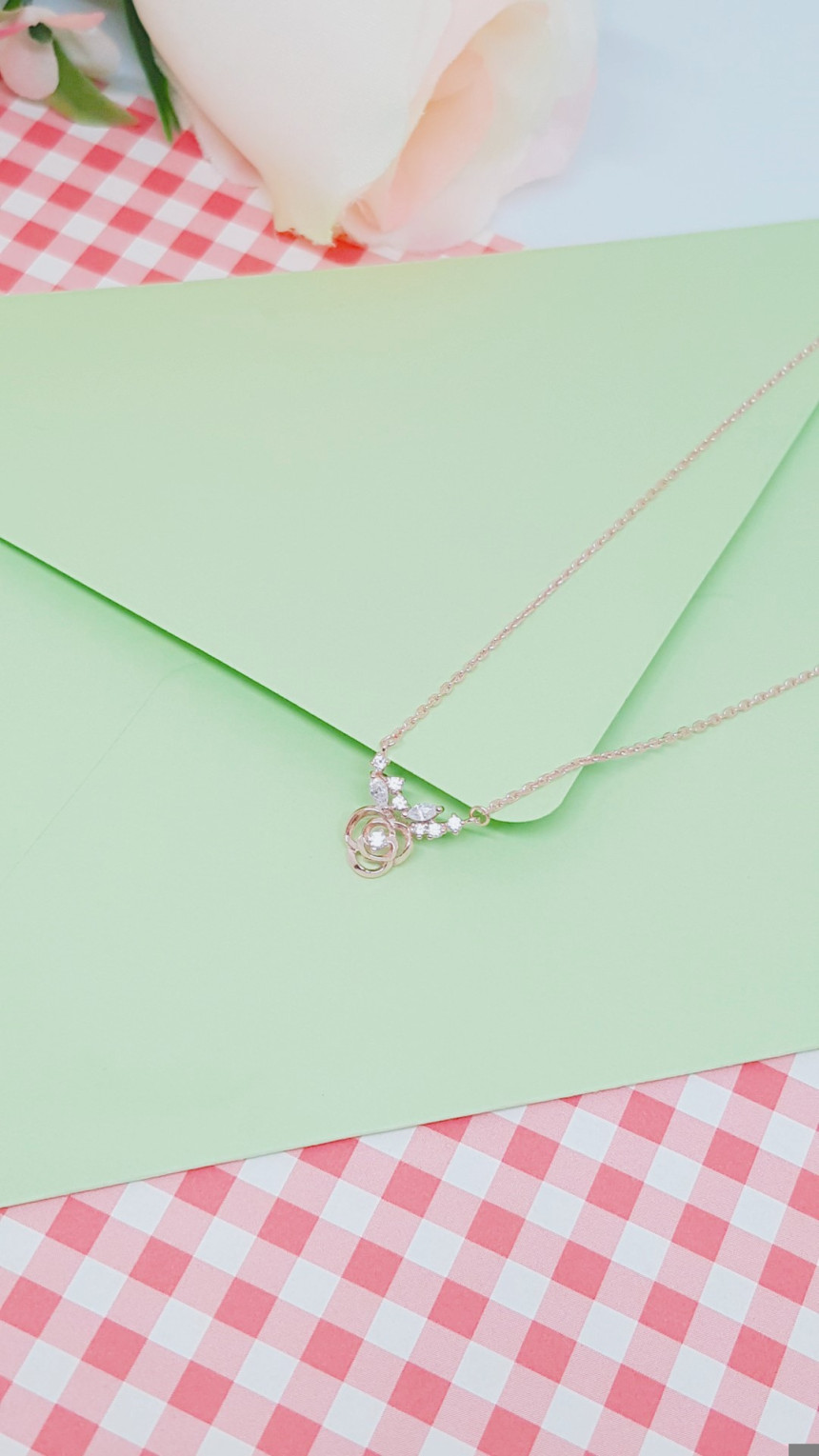 <b><p>OST A luxury Spring set Outward look female</p></b><b><p>OST ラグジュアリー 春 セット 外出ルックコーディネート 女性 ラブアイテム</p></b><br /><br /><p align='center'>