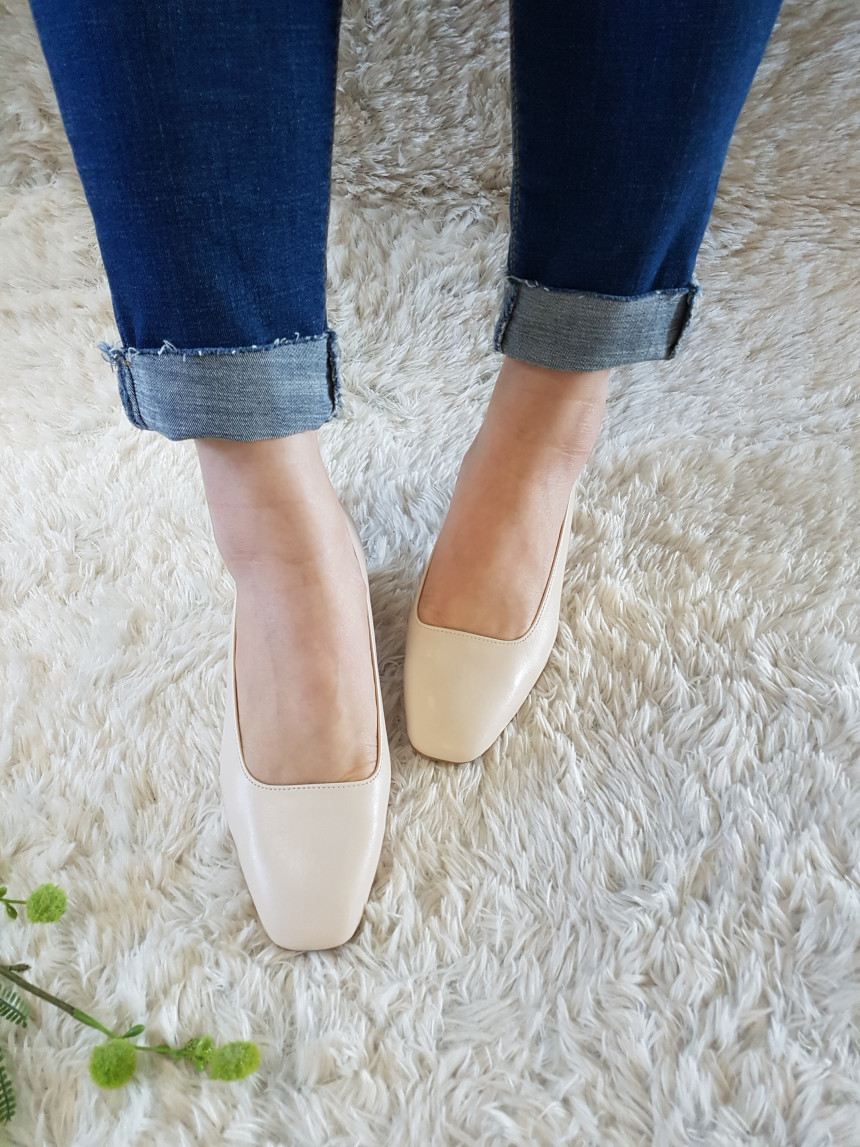 <b><p>Korean Squa nose Middle Hill pump 3col Beige</p></b><b><p>韓国語 正方形の鼻 ミドルヒール パンプス 3col ベージュ靴 女性 厚底 青キグプ</p></b><br /><br /><p align='center'>