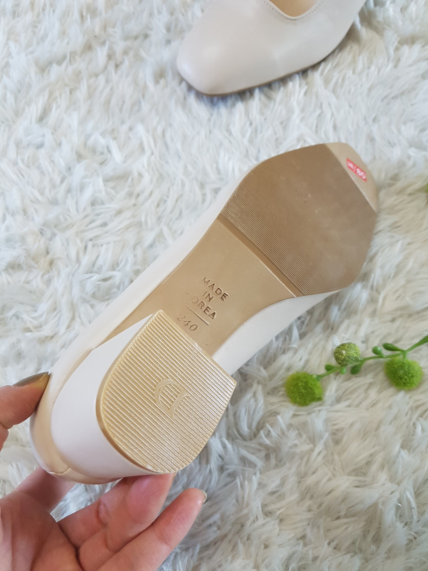 <b><p>Korean Squa nose Middle Hill pump 3col Beige</p></b><b><p>韓国語 正方形の鼻 ミドルヒール パンプス 3col ベージュ靴 女性 厚底 青キグプ</p></b><br /><br /><p align='center'>