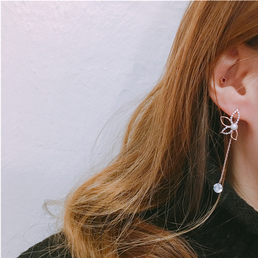 <b><p>Luce Ra earrings LKJ1107 attractive Emional</p></b><b><p>ルーチェ ロタイヤリング LKJ1107 魅力的な 女心を刺激 女性が好きなギフト</p></b><br /><br /><p align='center'>