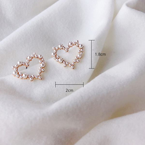 <b><p>Sugar Pel Cubic Het Erings 5col sp handmade</p></b><b><p>シュガー 真珠 キュービック ハートピアス 5色 春 ハンドメイド ディテールがきれい</p></b><br /><br /><p align='center'>