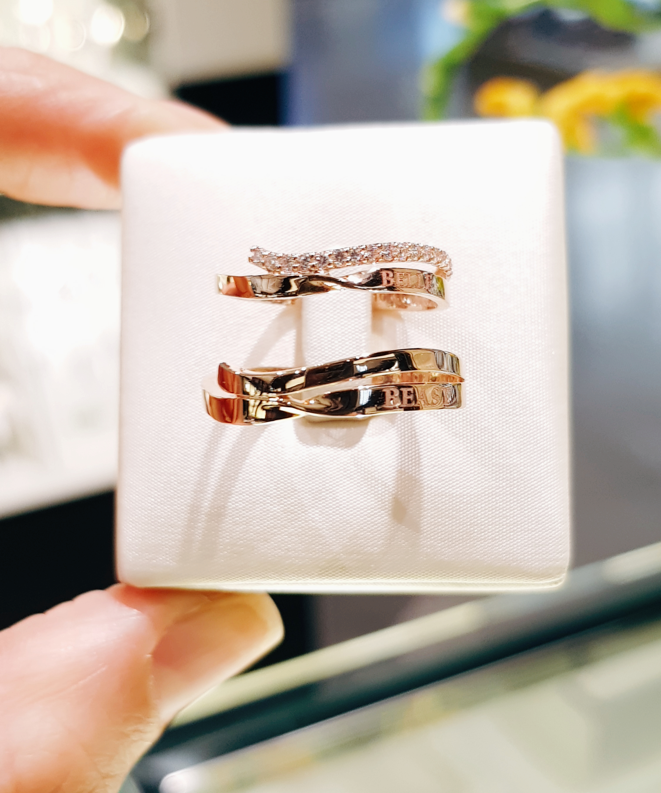 <b><p>Lloyd The beauty and st Coupling LRW17023T</p></b><b><p>ロイド 美女と野獣 カップリングLRW17023T</p></b><br /><br /><p align='center'>