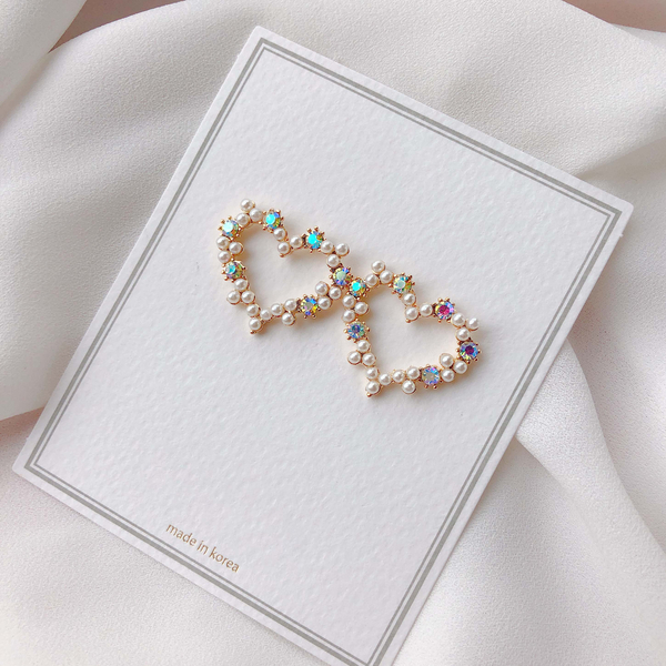 <b><p>Sugar Pel Cubic Het Erings 5col sp handmade</p></b><b><p>シュガー 真珠 キュービック ハートピアス 5色 春 ハンドメイド ディテールがきれい</p></b><br /><br /><p align='center'>