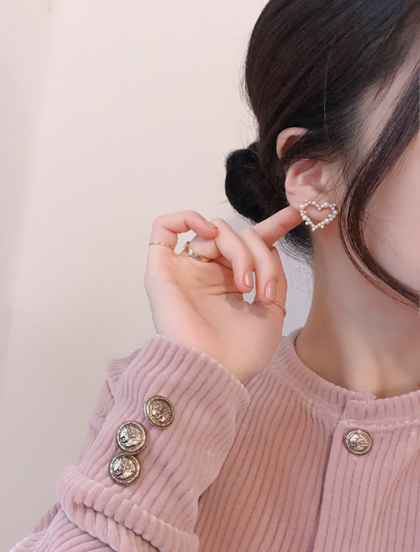 <b><p>Sugar Pel Cubic Het Erings 5col sp handmade</p></b><b><p>シュガー 真珠 キュービック ハートピアス 5色 春 ハンドメイド ディテールがきれい</p></b><br /><br /><p align='center'>