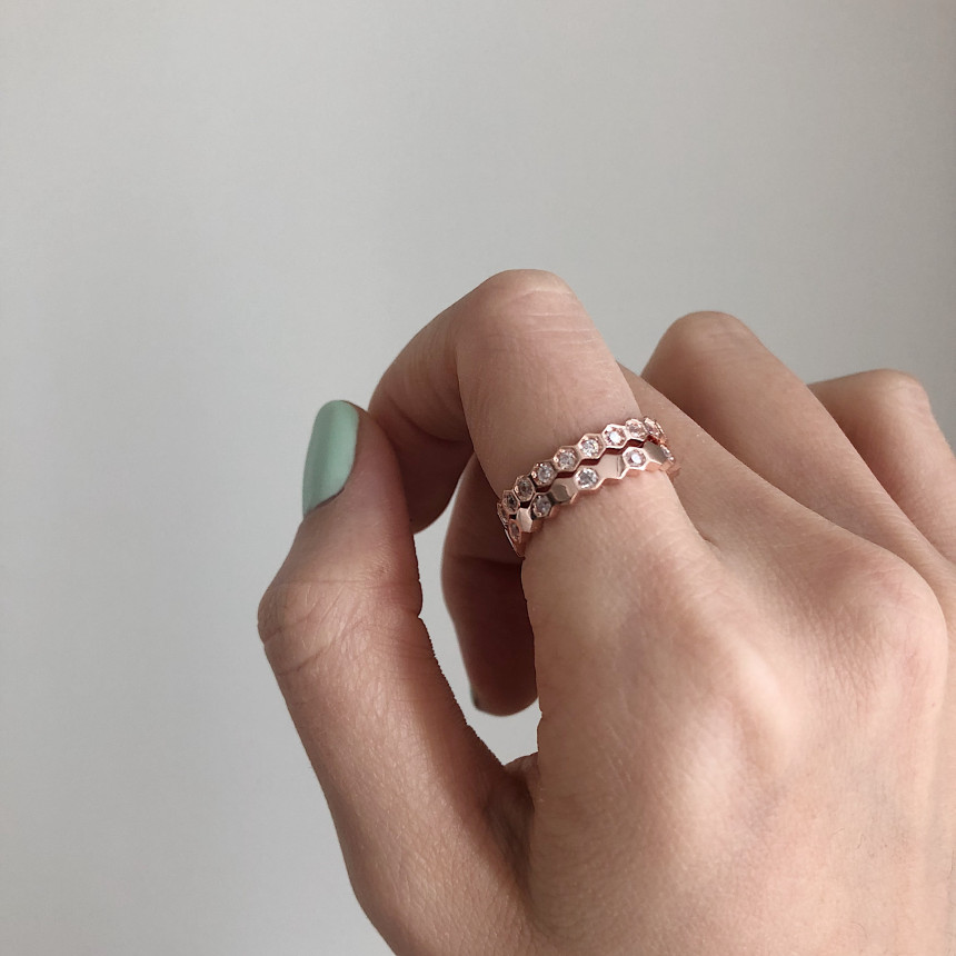 <b><p>2set Hexagon ring oil pat kk Antique Sver</p></b><b><p>2セット 六角 リング 油絵 ねじれ アンティーク 隠線水 ガールフレンド ゴド</p></b><br /><br /><p align='center'>