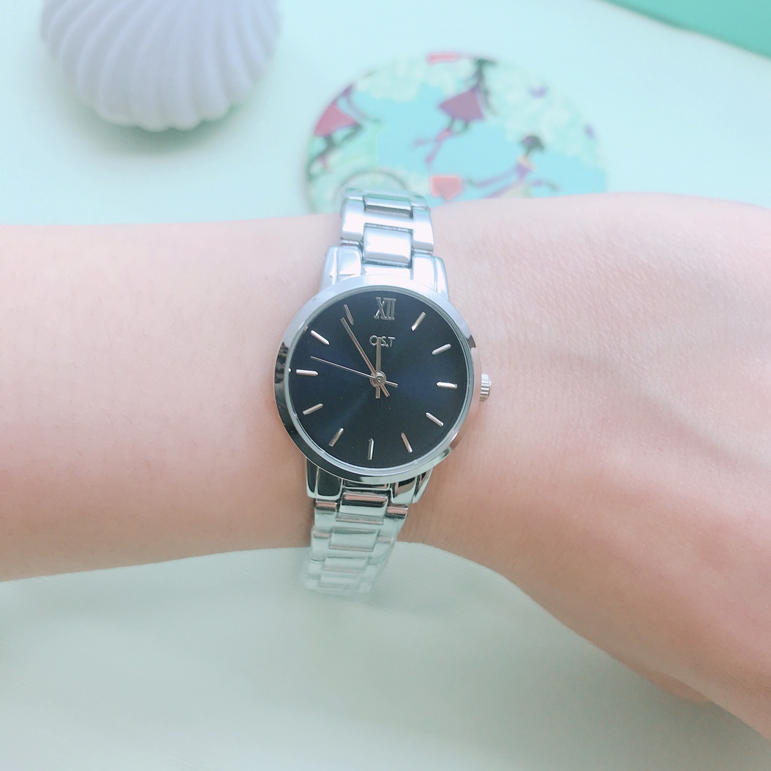 <b><p>OST Parase Couple Metal Watch Navy OTC118205FLS</p></b><b><p>OSTパラダイスカップルメタル時計 ネイビー OTC118205FLS 25T 男</p></b><br /><br /><p align='center'>