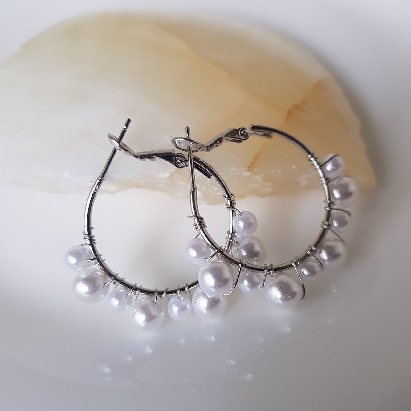 <b><p>Nana Pearl rg Drop Etic Gift Feme otiol mood</p></b><b><p>ナナ 真珠 リング イヤ ドロップ エスニック ギフト フェミニンな感性ムード 女神ファッション</p></b><br /><br /><p align='center'>