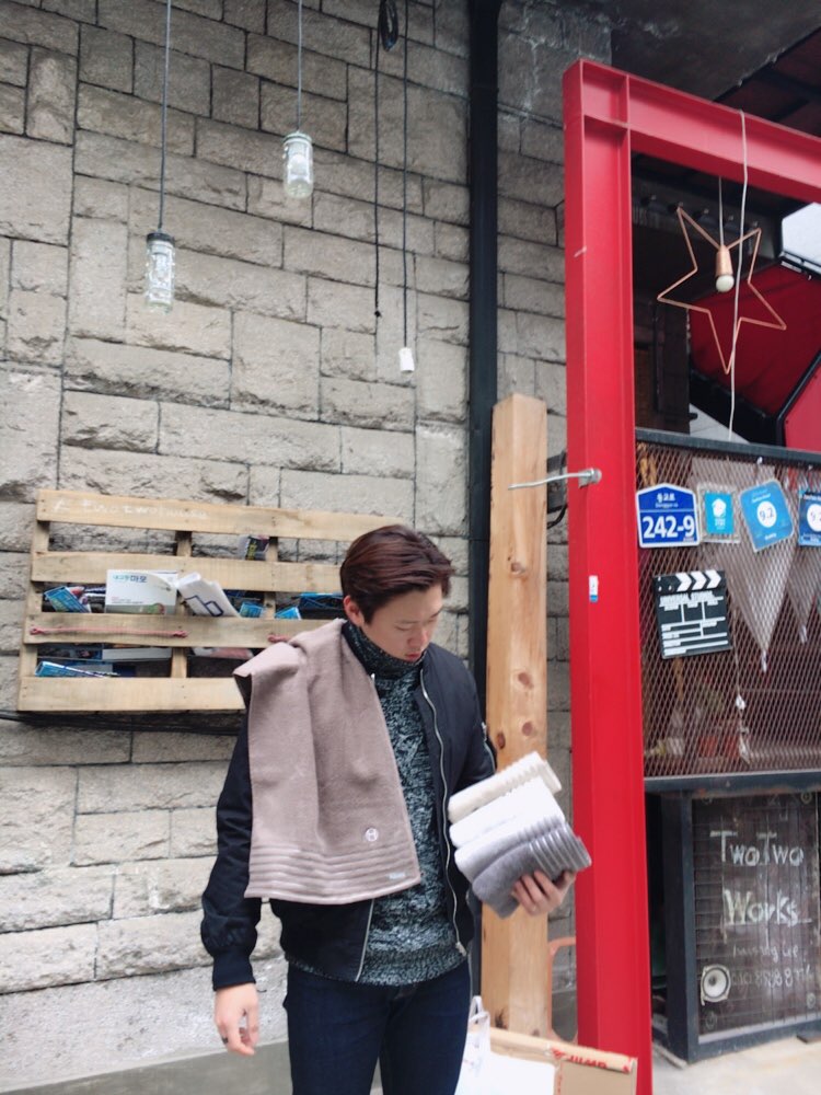 <b><p>Celebratory Wedding ceremony Tow ws A picnic</p></b><b><p>記念タオル 結婚式 喜寿 ピクニック ゴフイヨン ウェディング進物 厚い ホテル</p></b><br /><br /><p align='center'>