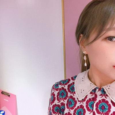 <b><p>Flower field I Pearl drop ring</p></b><b><p>花畑には 私 パールドロップ イヤリング</p></b><br /><br /><p align='center'>