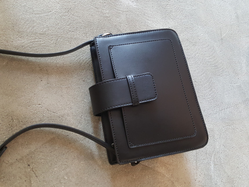 <b><p>Marie Sque Bag</p></b><b><p>マリースクエアバック</p></b><br /><br /><p align='center'>