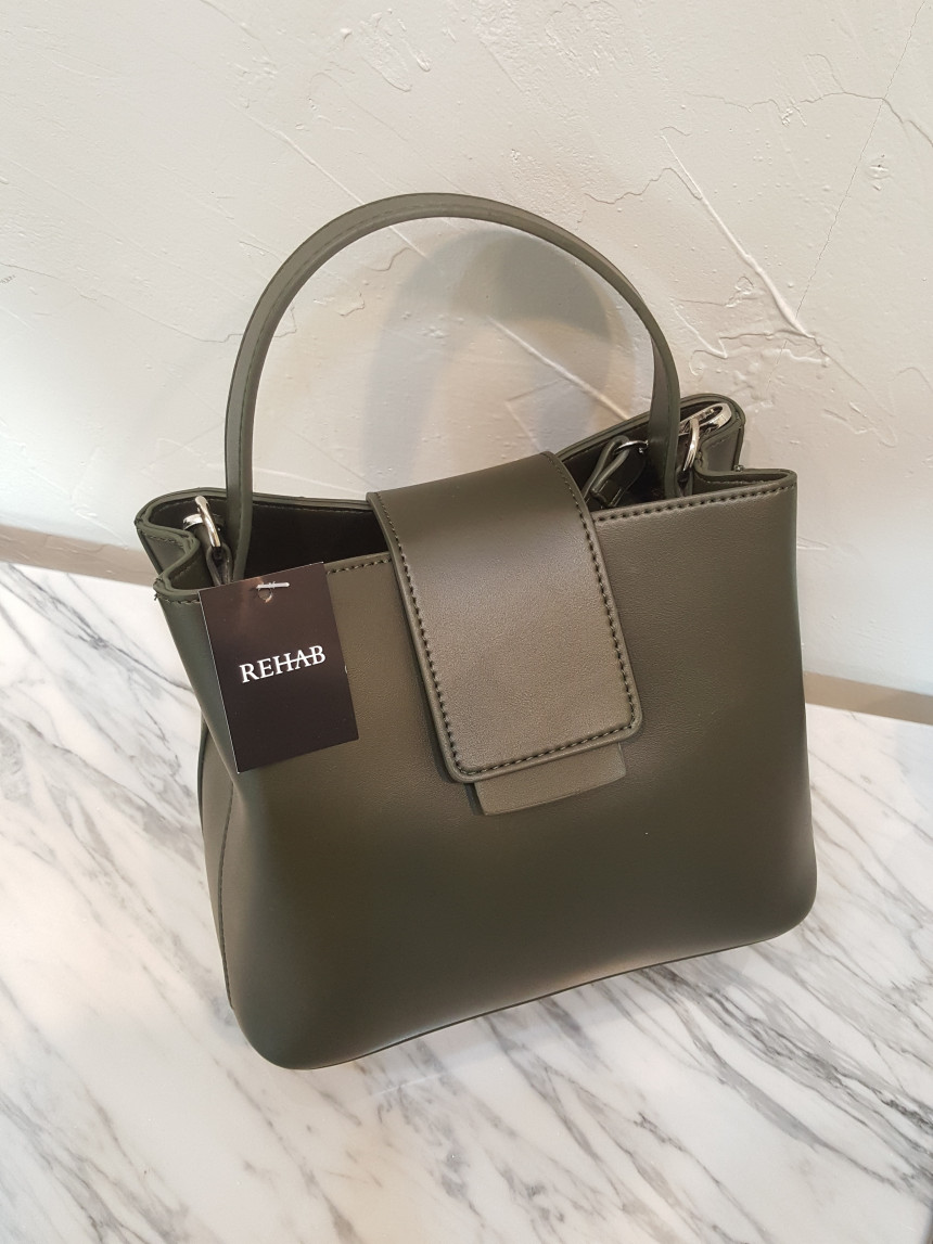 <b><p>Lois back</p></b><b><p>ロイスバック</p></b><br /><br /><p align='center'>