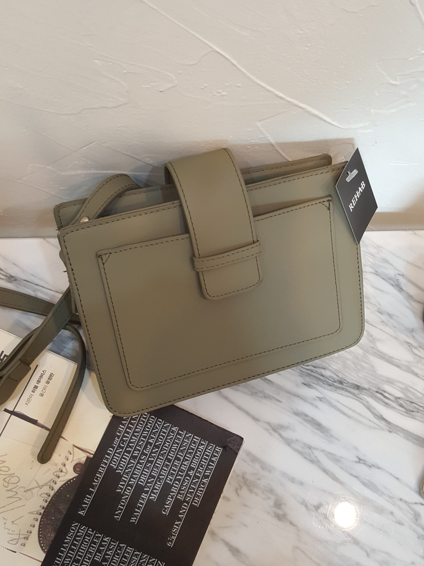 <b><p>Marie Sque Bag</p></b><b><p>マリースクエアバック</p></b><br /><br /><p align='center'>