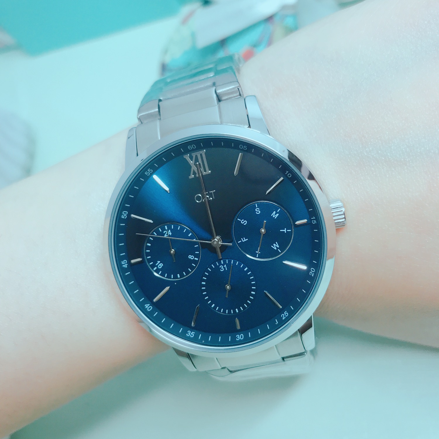 <b><p>OST Parase Couple Metal Watch Navy OTC118205FLS</p></b><b><p>OSTパラダイスカップルメタル時計 ネイビー OTC118205FLS 25T 男</p></b><br /><br /><p align='center'>