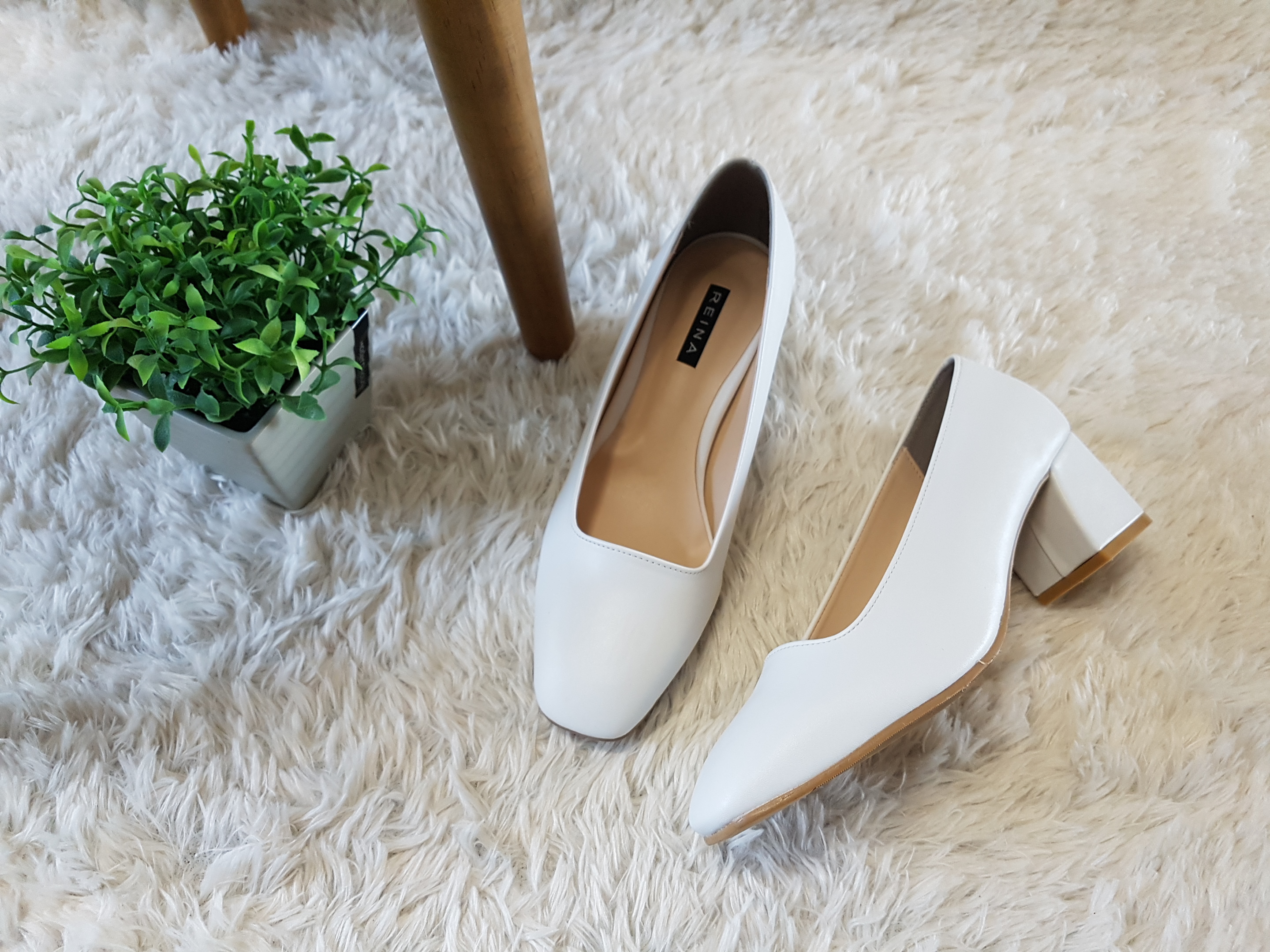 <b><p>Korean slim Squa nose Middle Hill pump 5cm</p></b><b><p>韓国語 スリム 正方形の鼻 ミドルヒール パンプス 5cm 3col 女性 靴 スクエア</p></b><br /><br /><p align='center'>