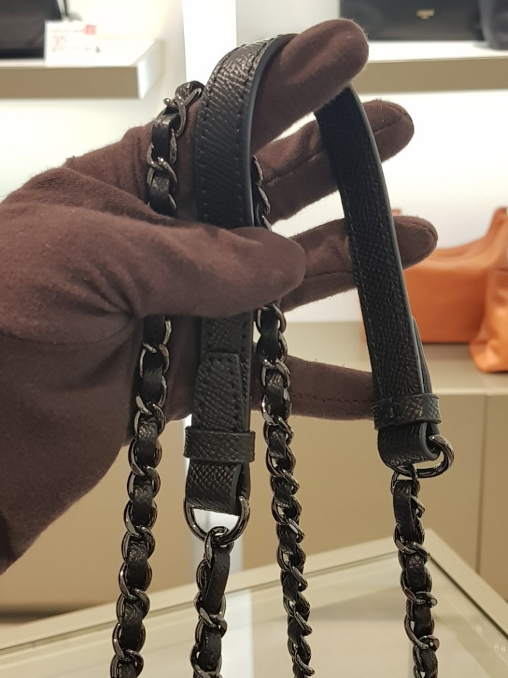 <b><p>LoveCat on Basic 8 Mini Cross LHF2S300 Co.,</p></b><b><p>ロブケトたベーシック8ミニクロスバックLHF2S300有限洗練されたエレガントなトレンドのホットアイ</p></b><br /><br /><p align='center'>