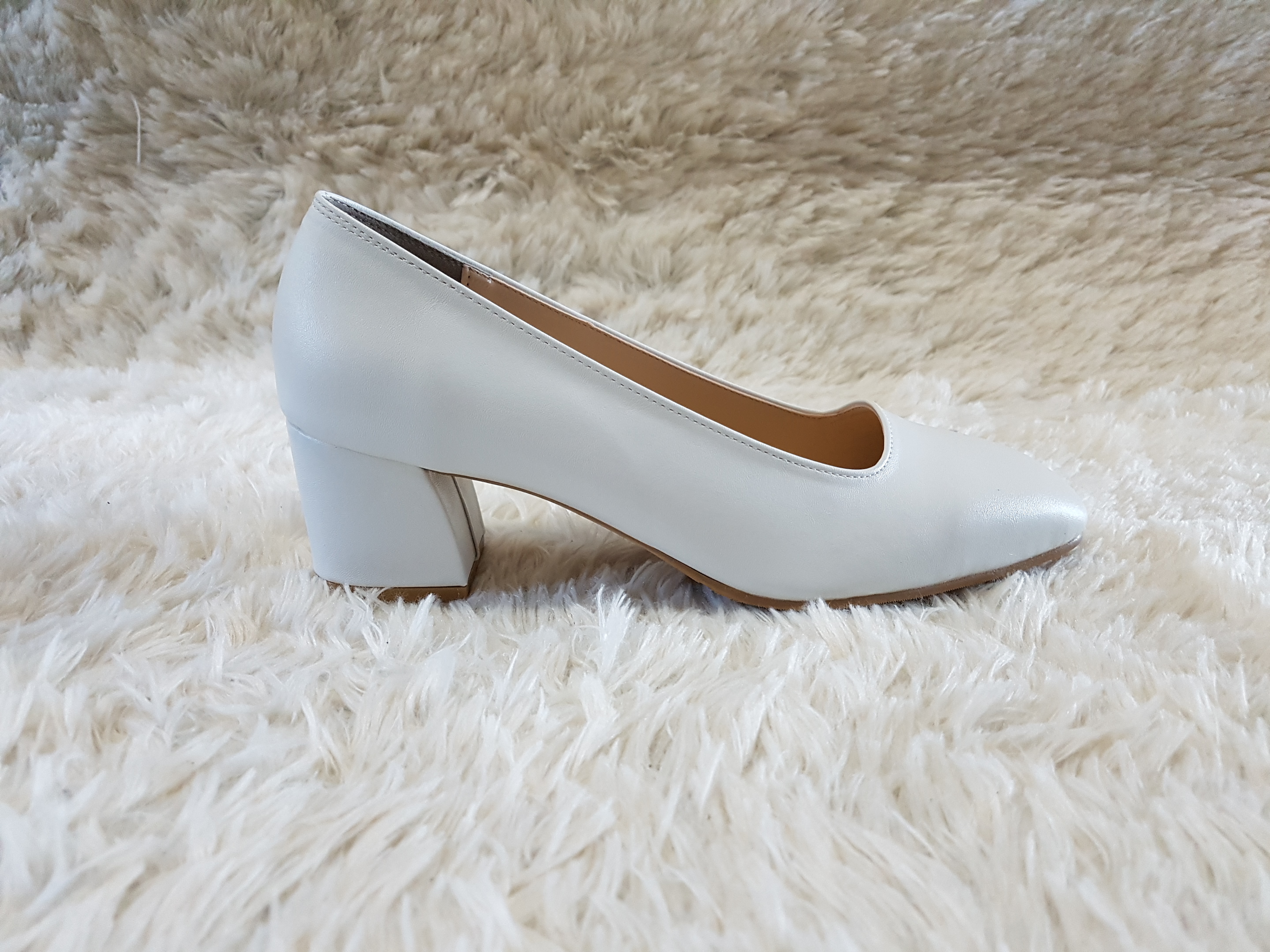 <b><p>Korean slim Squa nose Middle Hill pump 5cm</p></b><b><p>韓国語 スリム 正方形の鼻 ミドルヒール パンプス 5cm 3col 女性 靴 スクエア</p></b><br /><br /><p align='center'>